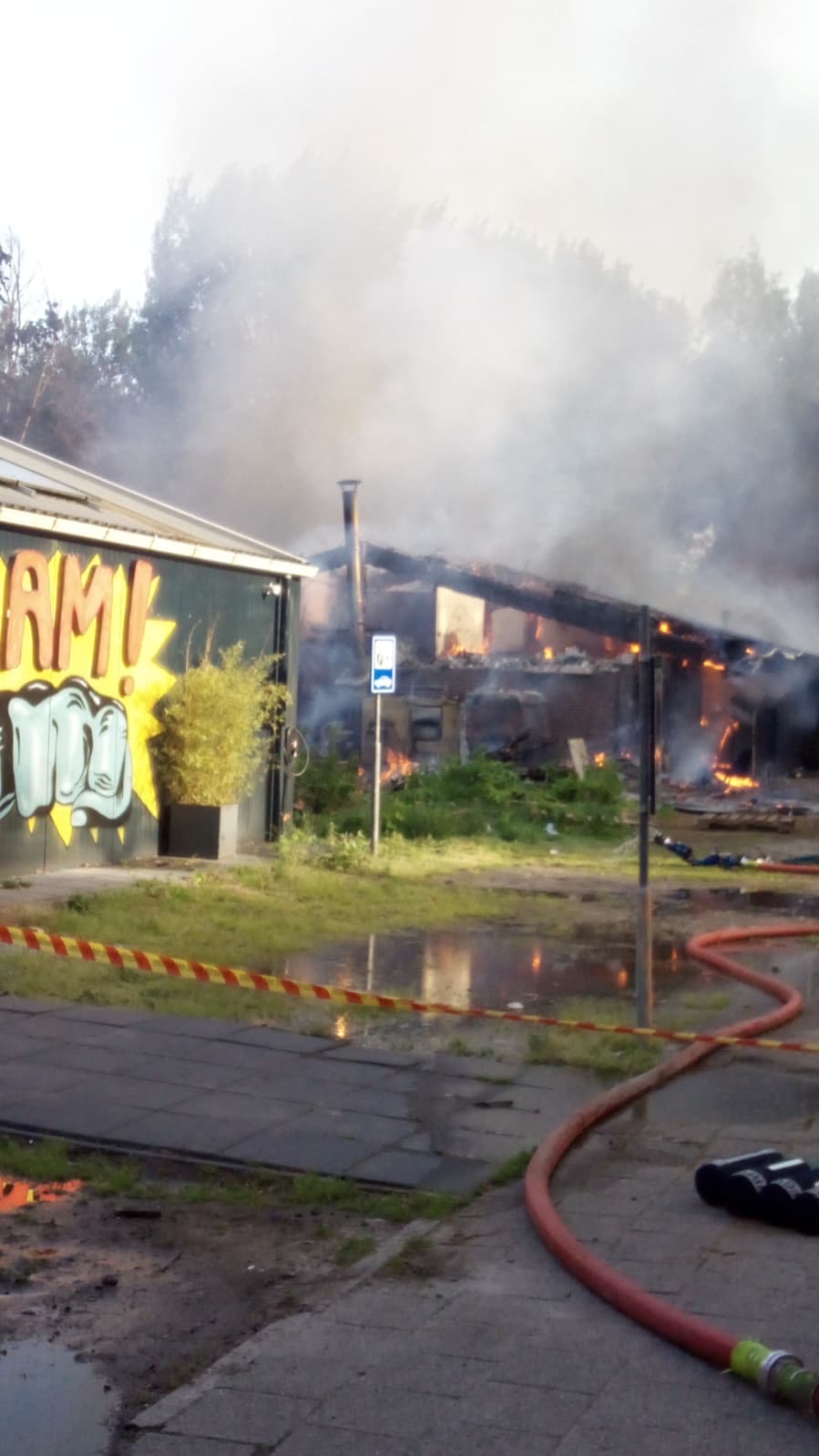 Brand bij de buren